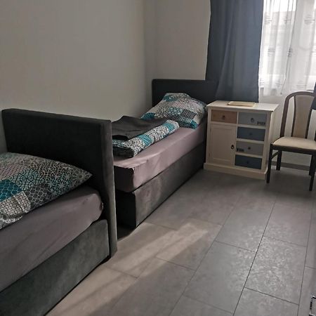 Bob'S Zimmer Билефельд Экстерьер фото